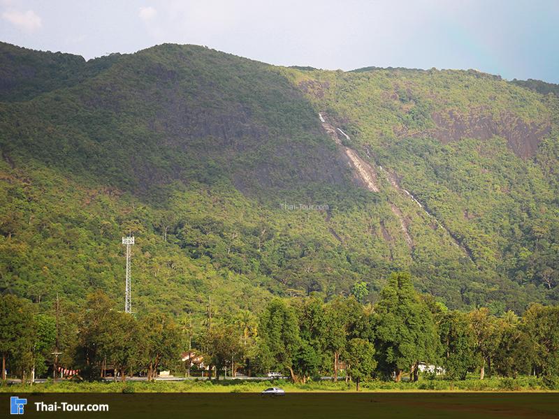 ภูเขาหญ้า