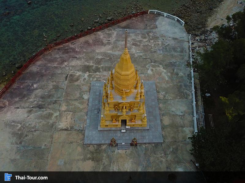 ภาพมุมสูงด้านบน เจดีย์แหลมสอ