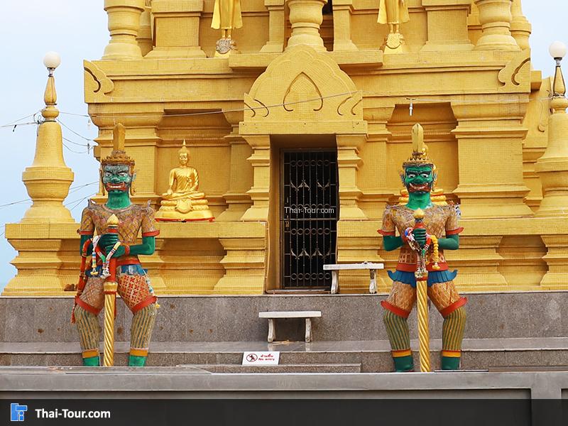 ด้านหน้าเจดีย์แหลมสอ