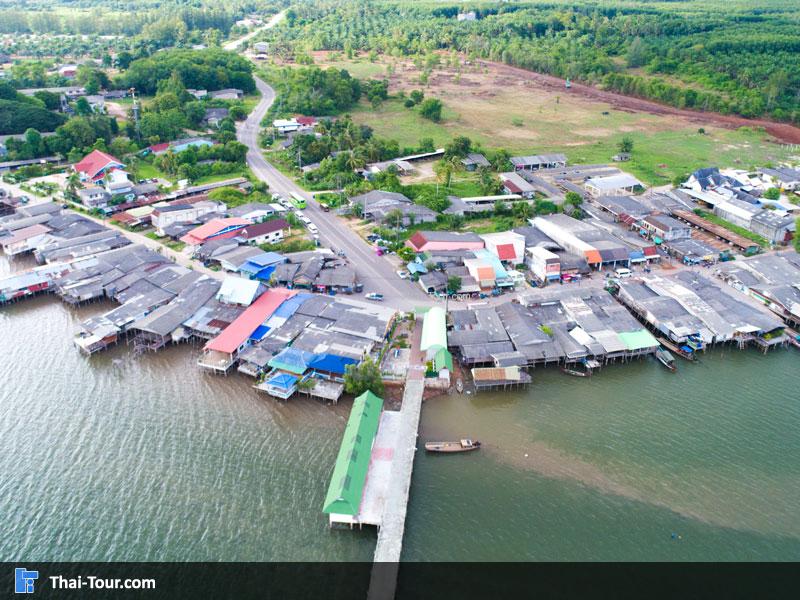 ภาพมุมสูง ท่าเรือแหลมกรวด