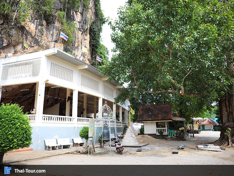 วัดใสไทย