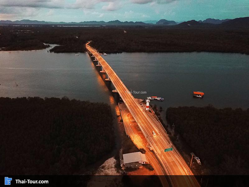 ภาพมุมสูง สะพานสิริลันตา