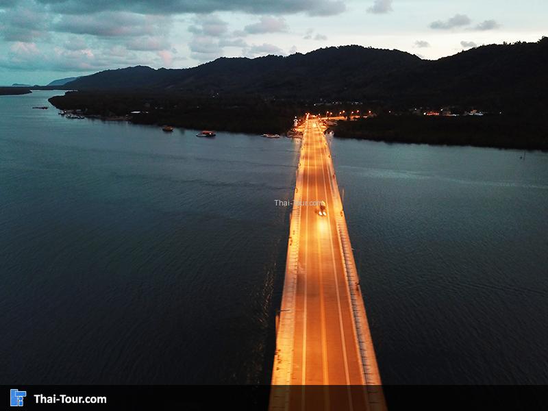 ภาพมุมสูง สะพานสิริลันตา