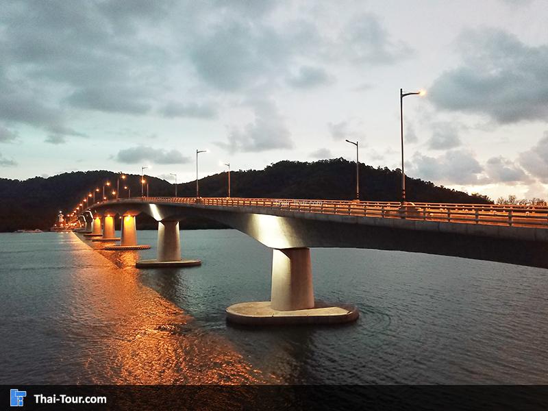 ภาพมุมสูง สะพานสิริลันตารุูป