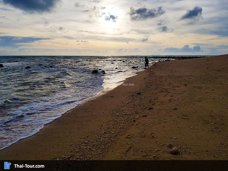 หาดคลองโตบ บรรยากาศยามเย็น
