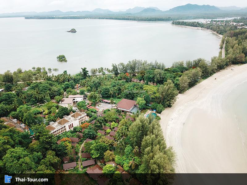 ภาพมุมสูง หาดคอกวาง