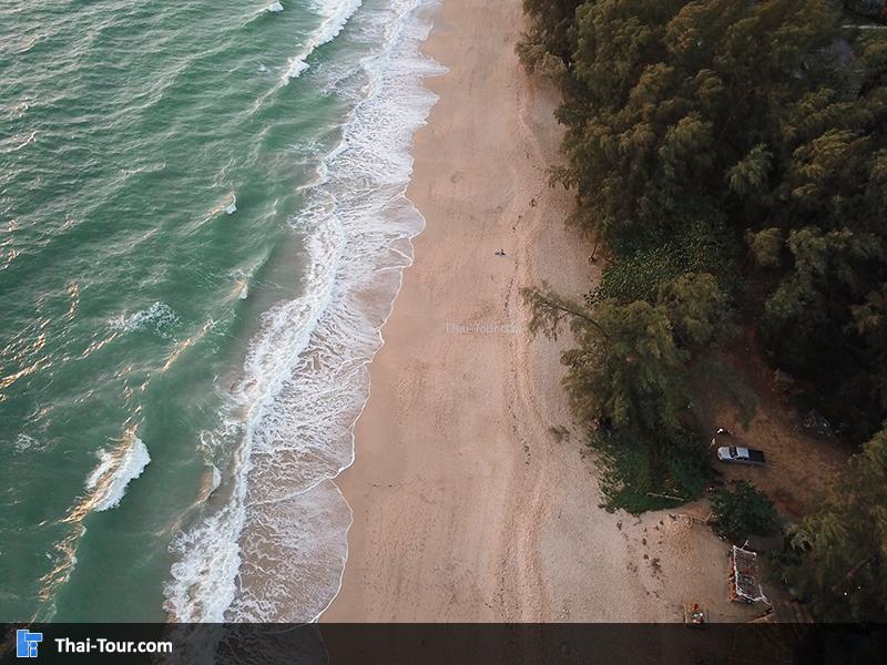 ภาพมุมสูง หาดพระแอ๊ะ
