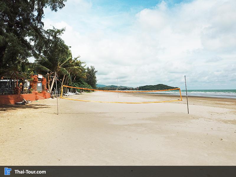กิจกรรมชายหาด หาดคลองดาว