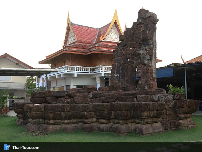 ปราสาททิศตะวันออก