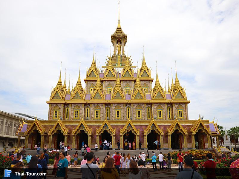 ด้านหน้าของ วัดจันทาราม (วัดท่าซุง)