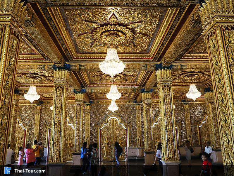 ภายในของ วัดจันทาราม (วัดท่าซุง)