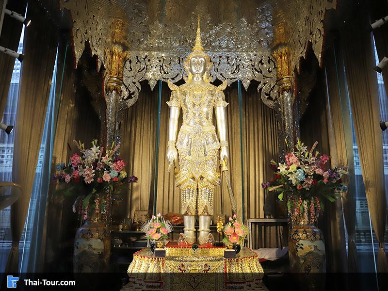 พระประทาน วัดจันทาราม (วัดท่าซุง)