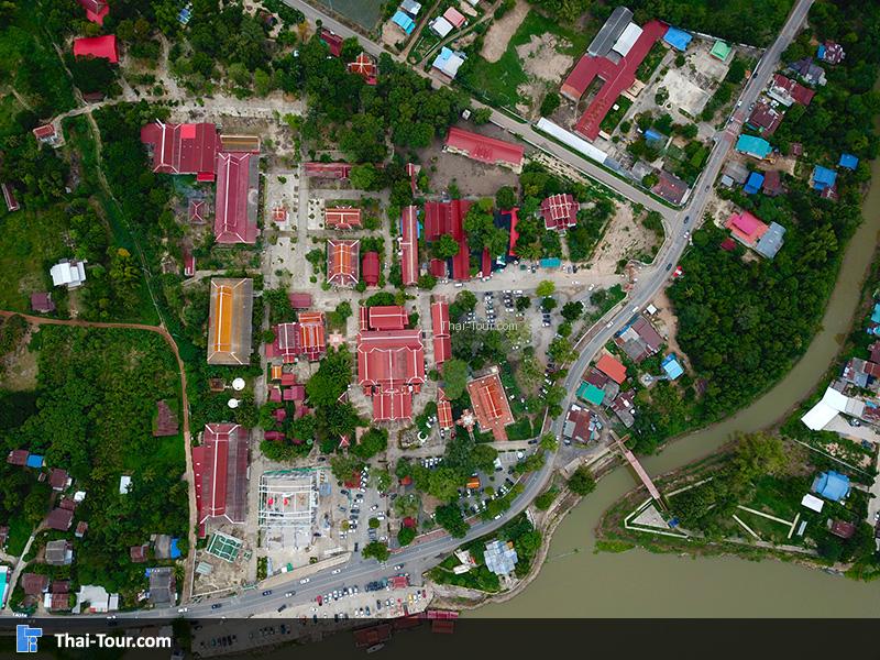 วัดปากคลองมะขามเฒ่า มองเห็นแม่น้ำ