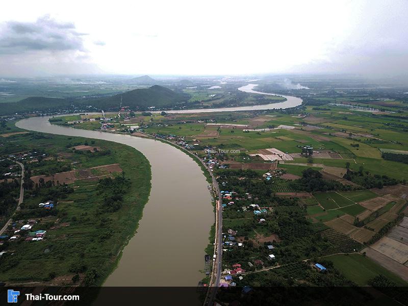 วัดปากคลองมะขามเฒ่า มองเห็นแม่น้ำ