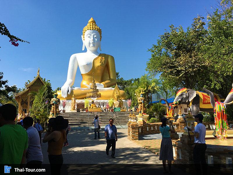 วัดพระธาตุดอยคำ
