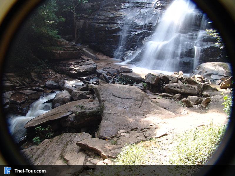 น้ำตกตาดหมอก