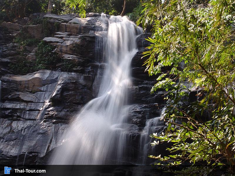 น้ำตกตาดหมอก