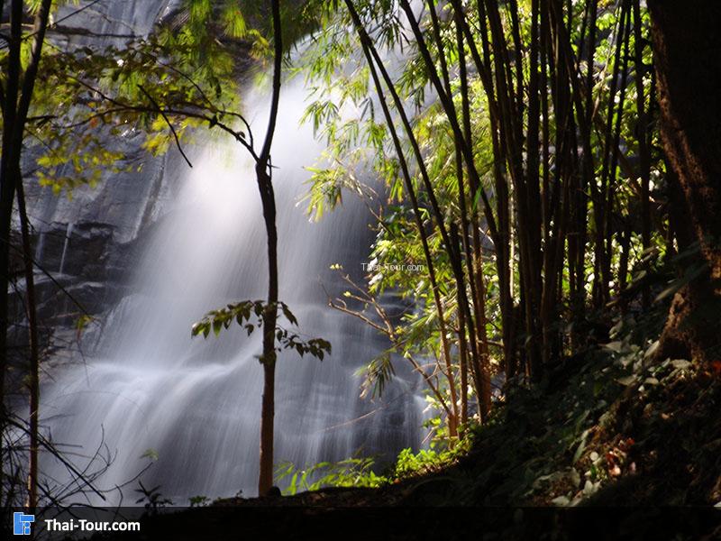 น้ำตกตาดหมอก