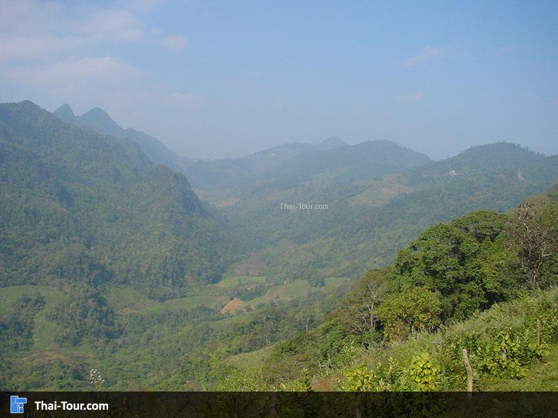 จุดชมวิวบ้านผาแดง