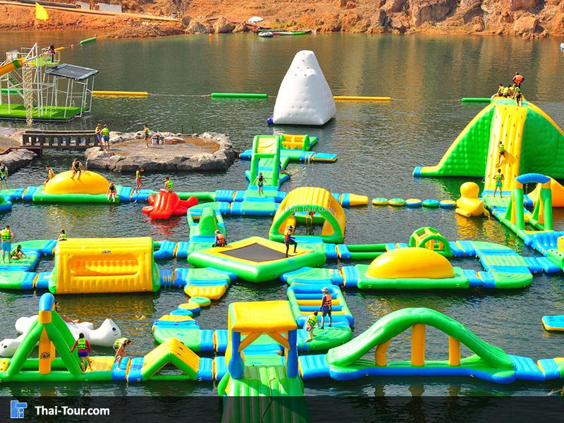 บริเวณป้ายสวนน้ำแกรนด์แคนยอน