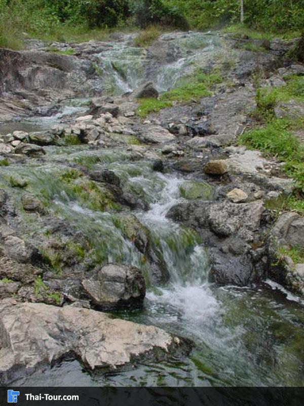 น้ำไหล โป่งเดือดป่าแป๋