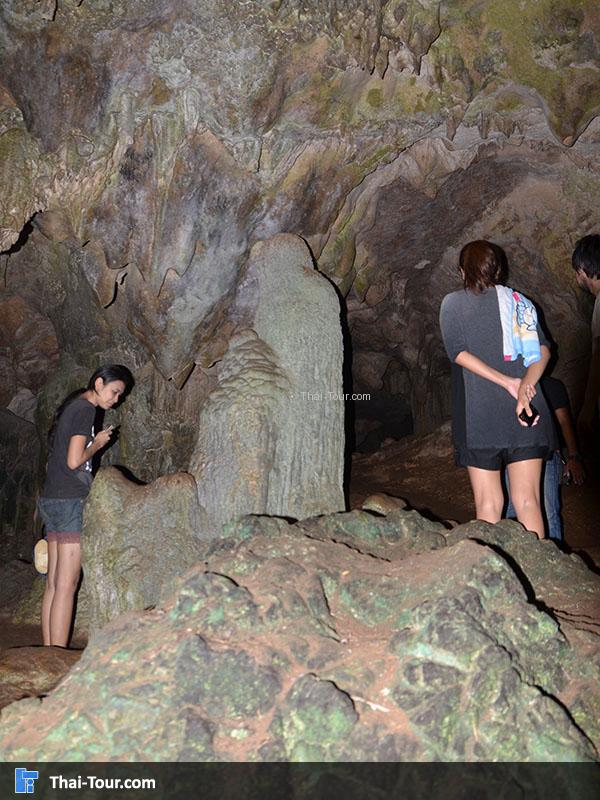 ภายในถ้ำถ้ำตะโค๊ะบิ