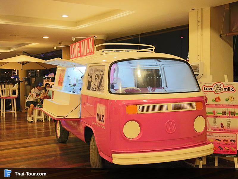 ร้านขายเครื่องดื่มขนมหวาน