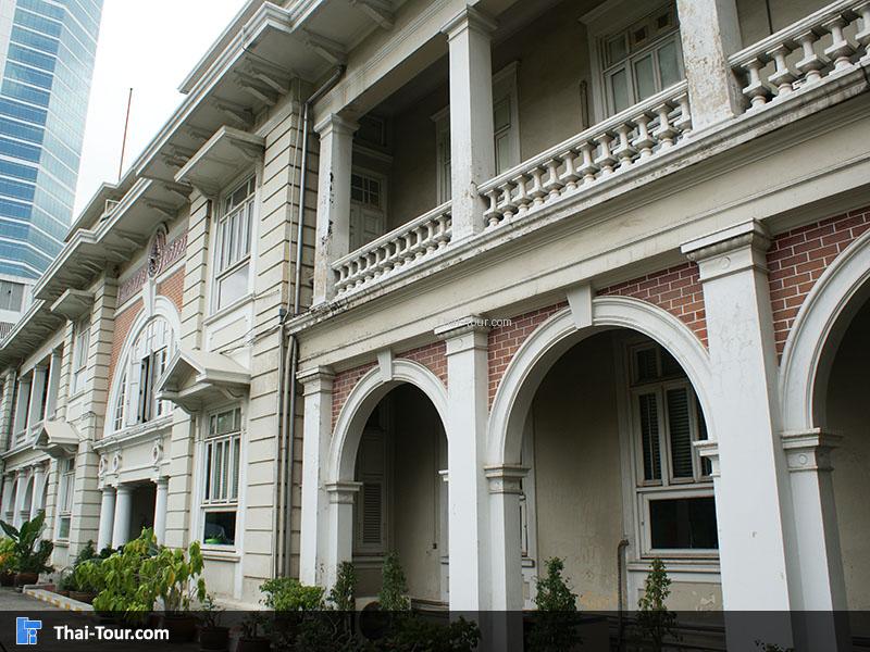 สวนงู สภากาชาดไทย