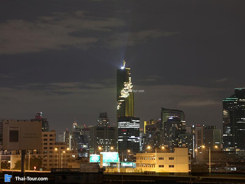 ตึกมหานคร