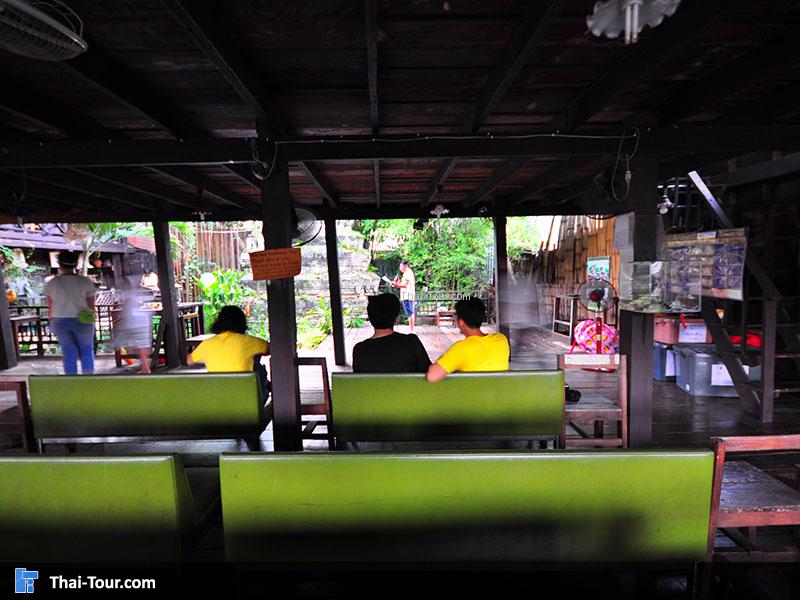 จุดนั่งชม ชั้นสอง บ้านศิลปิน คลองบางหลวง