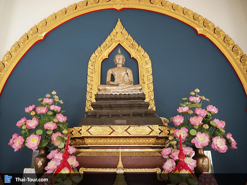 ด้านใน พระพุทธสิหิงค์มิ่งมงคลศิรนาถ