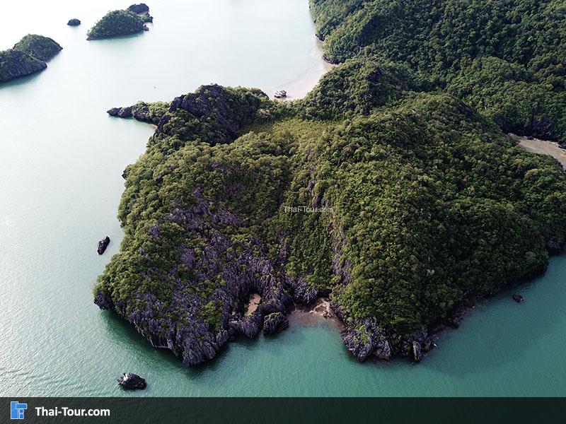 ภาพมุมสูง ปราสาทหินพันยอด