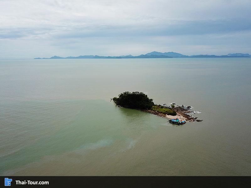 ภาพมุมสูง เกาะกวาง สตูล