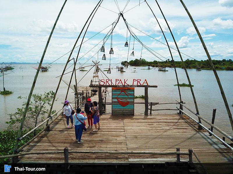 ภาพมุมสูง ศรีปากประ ยอยักษ์