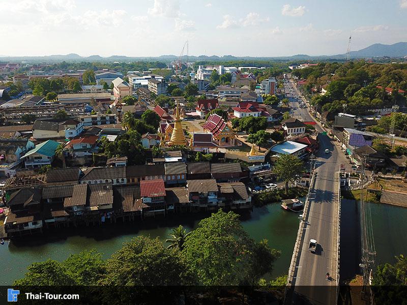 ภาพมุมสูงชุมชนริมน้ำจันทบูร
