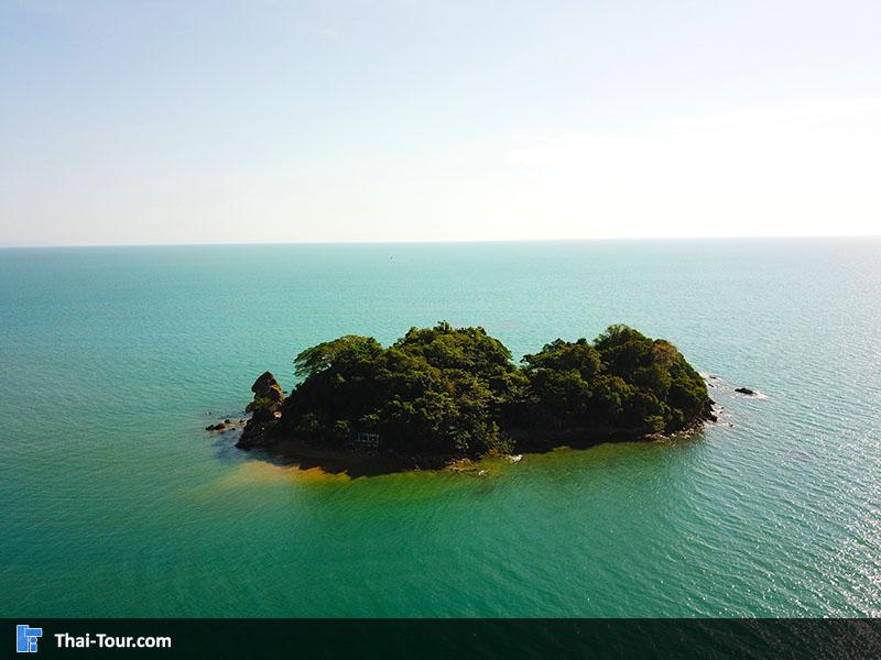 ภาพมุมสูงเกาะจุฬา