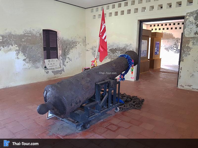 ปืนเก่าแก่ในสมัยรัชกาลที่ 3 