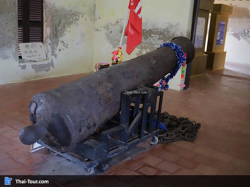 ปืนเก่าแก่ในสมัยรัชกาลที่ 3 