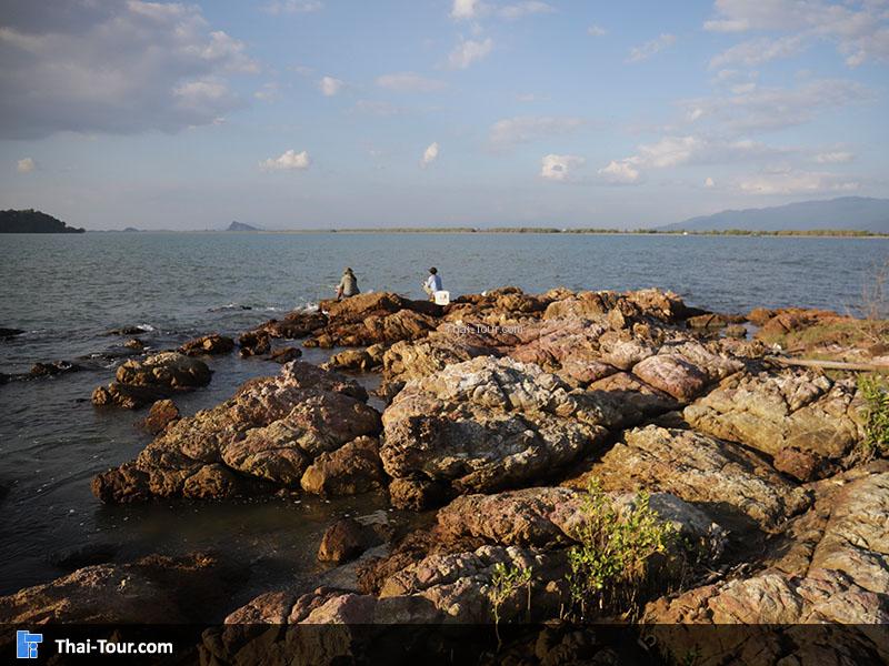 ภาพมุมสูง ลานหินสีชมพู เกาะเปริด
