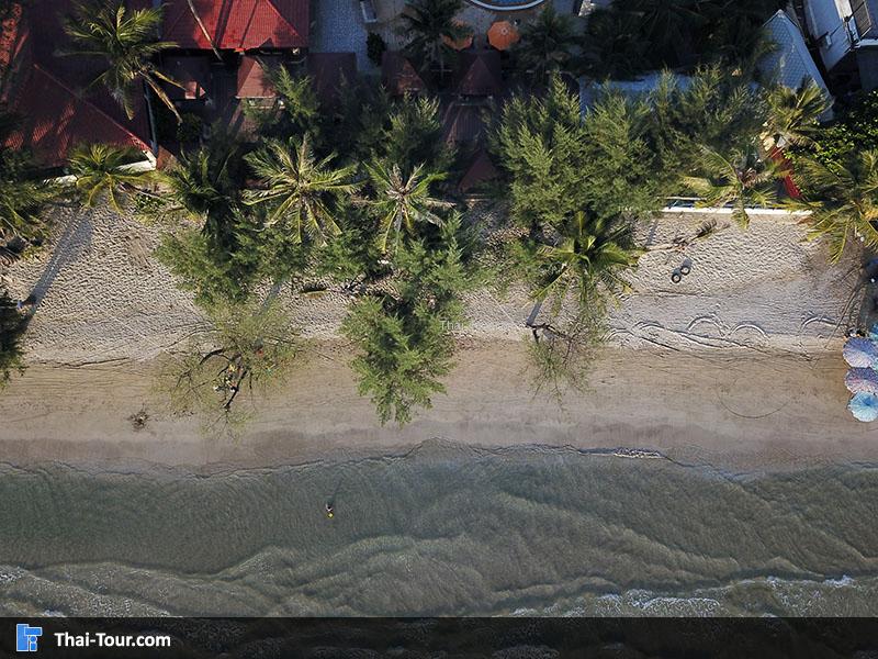 ภาพมุมสูง ชายหาดเจ้าหลาว