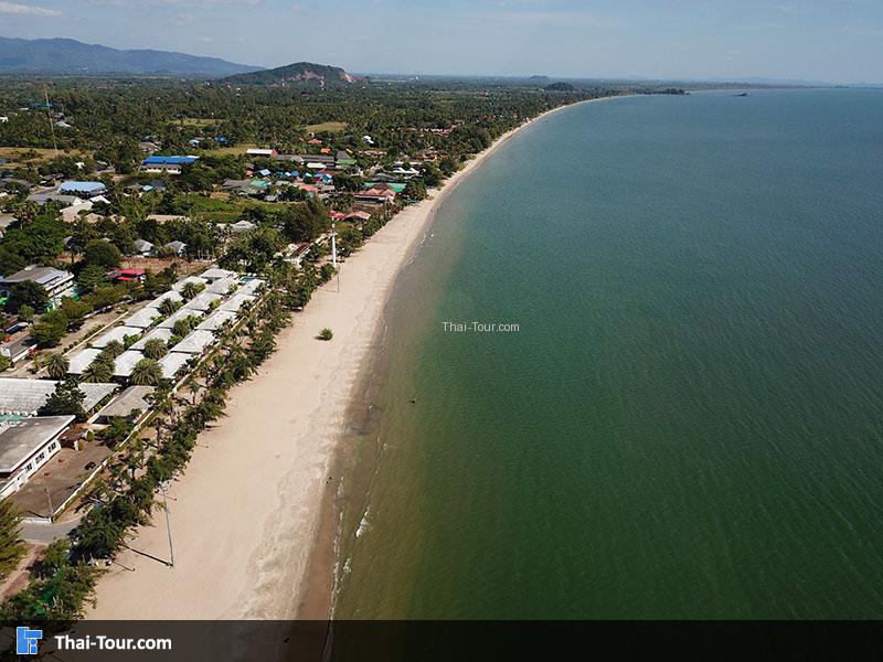 ภาพมุมสูง หาดแหลมสิงห์