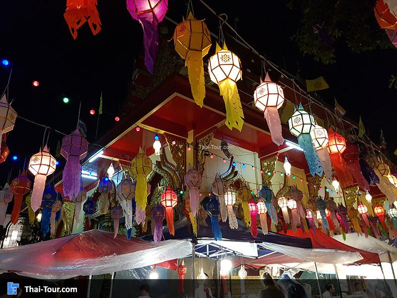 ถนนคนเดินเชียงใหม่ ประตูท่าแพ