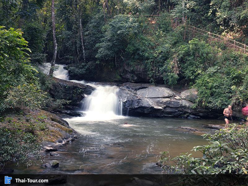 น้ำตกผาดอกเสี้ยว