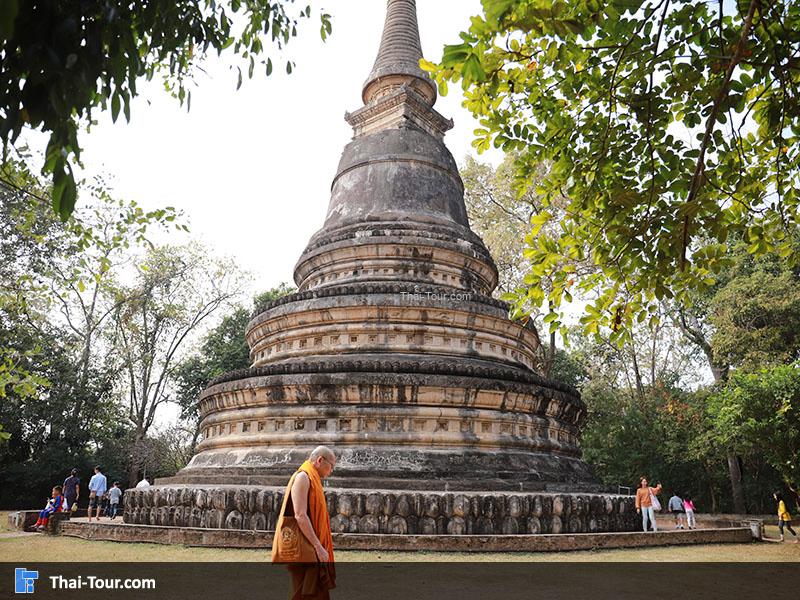 เจดีย์ในวัดอุโมงค์