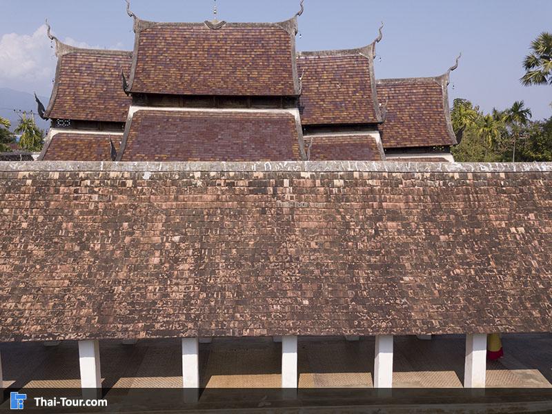 พระพุทธรูปปูนปั้นปางมารวิชัย