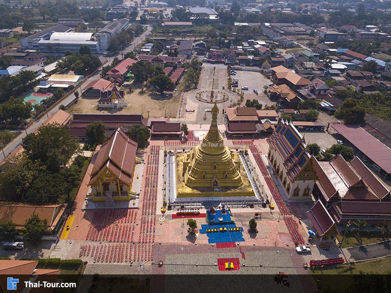 ภาพมุมสูง วัดพระบรมธาตุ (จังหวัดกำแพงเพชร)