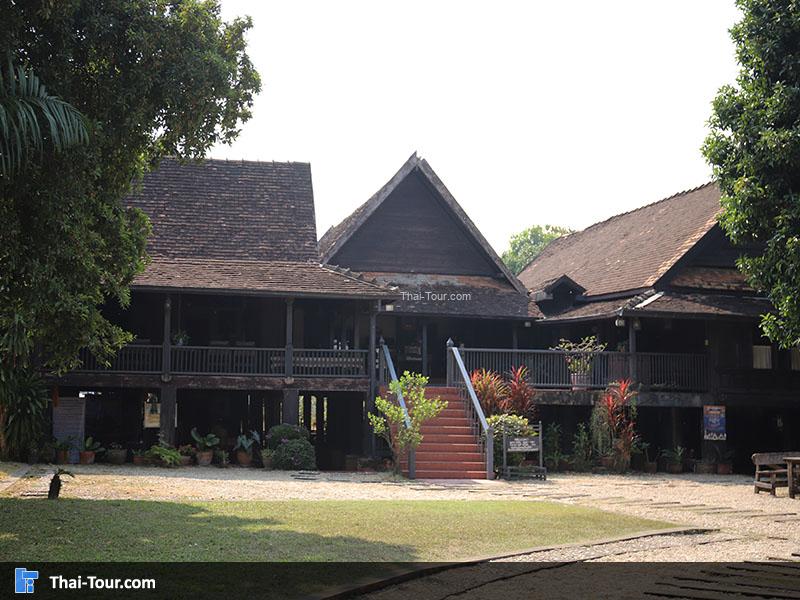 บ้านเสานัก