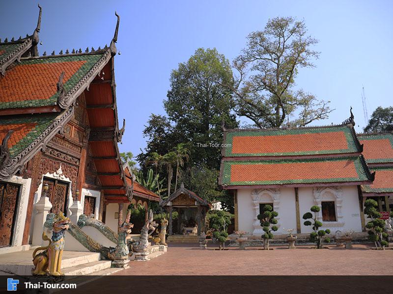 วัดประตูป่อง