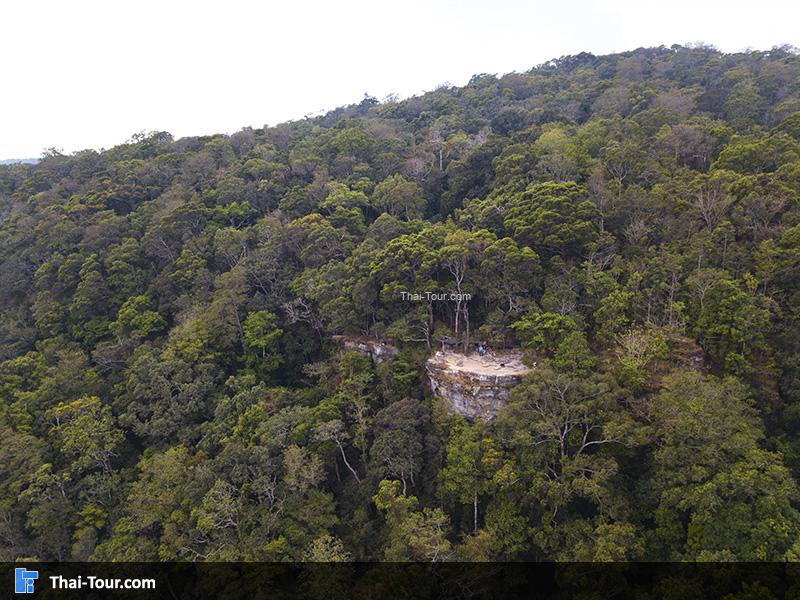 ภาพมุมสูง ผาเดียวดาย