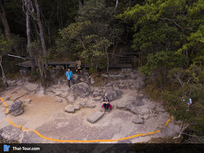 ผาเดียวดาย